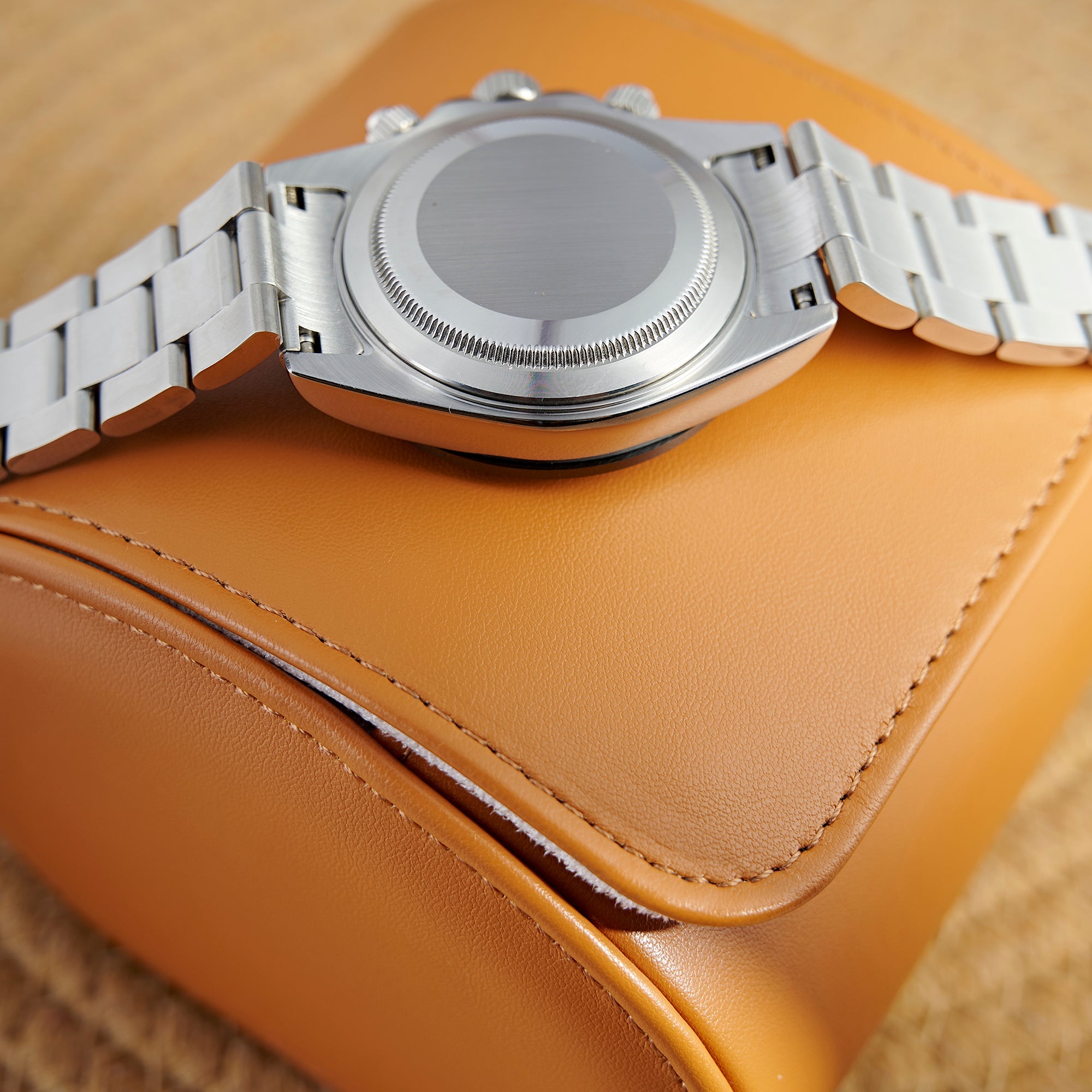 SEITONA WHITE DIAL