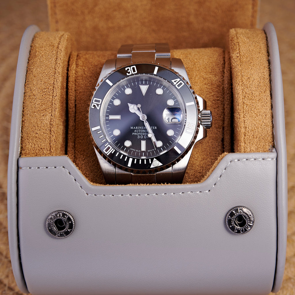 SEIKOMARINER MASTER BLACK