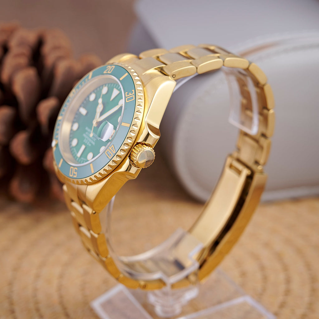 SEIKOMARINER MASTER GOLD AND GREEN